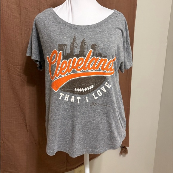 Cleveland Football That I Love Oversized Small round neck top shirt Soooo soft! - Picture 1 of 7